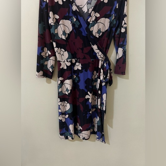SABIE small Dress Faux Wrap Muted Purple Blue Gray Green Floral Jersey A Line - Picture 2 of 10